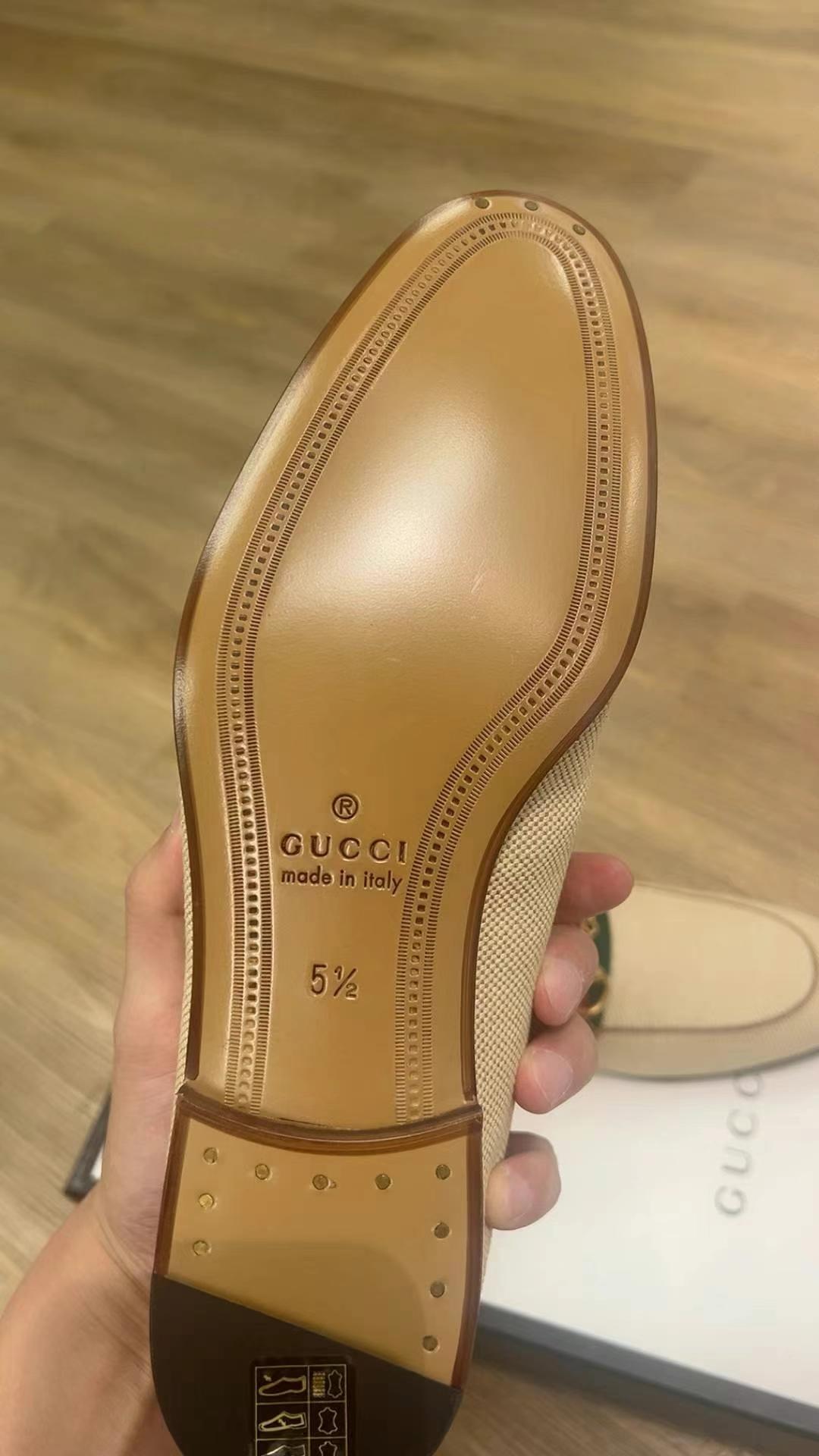 Gucci loafers size 39.563440059601921112