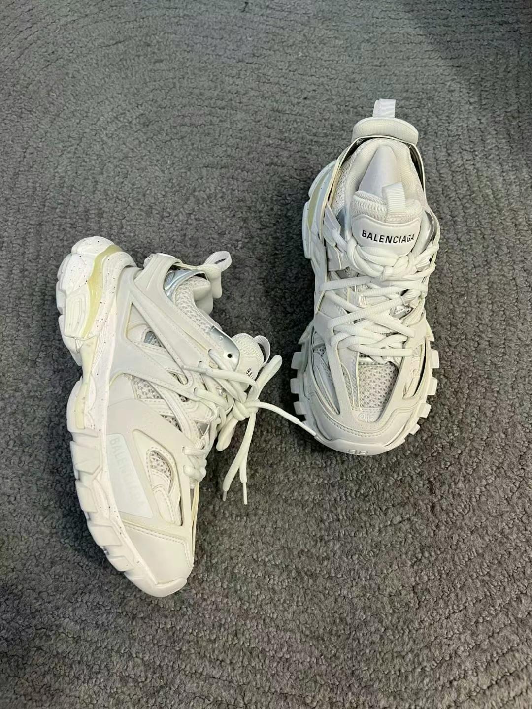 Balenciaga Track size 3563440030389379110