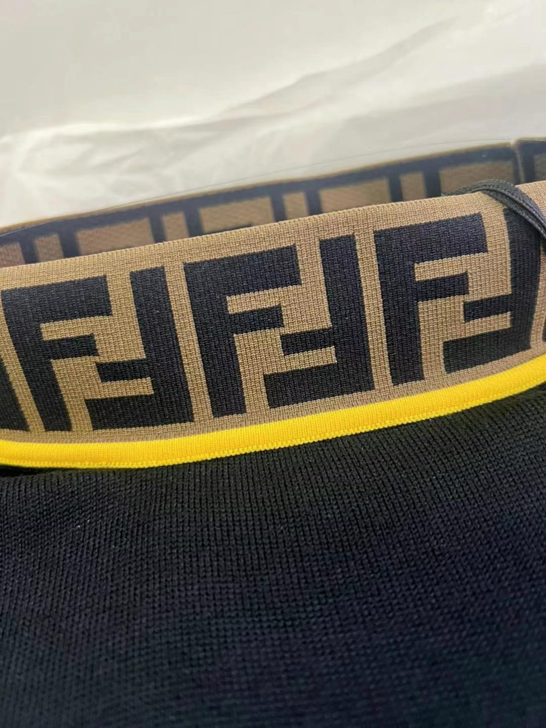 Fendi sweater size 4863440028312066111