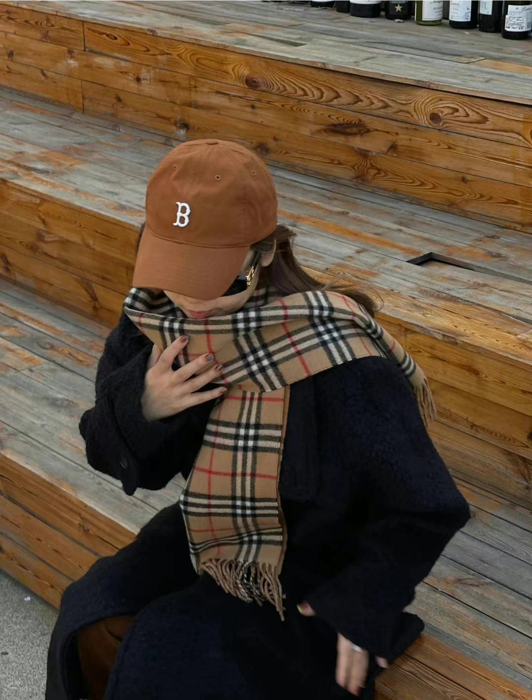 Burberry 100% Cashmere Scarf 30*169cm63440028154371113