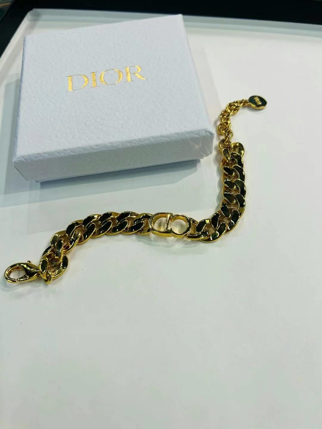 Dior 手链63440027362562110