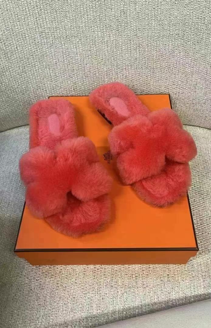 Pre-owned 95% new (with box) Hermès slippers size 36.563440023315457111