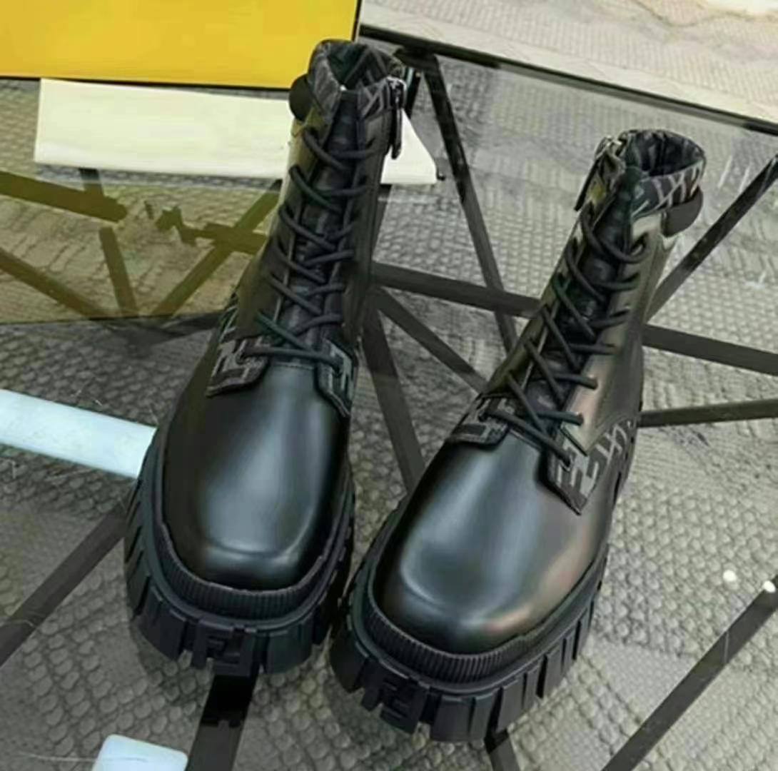 Fendi boots, size 40, run large63440019821441112