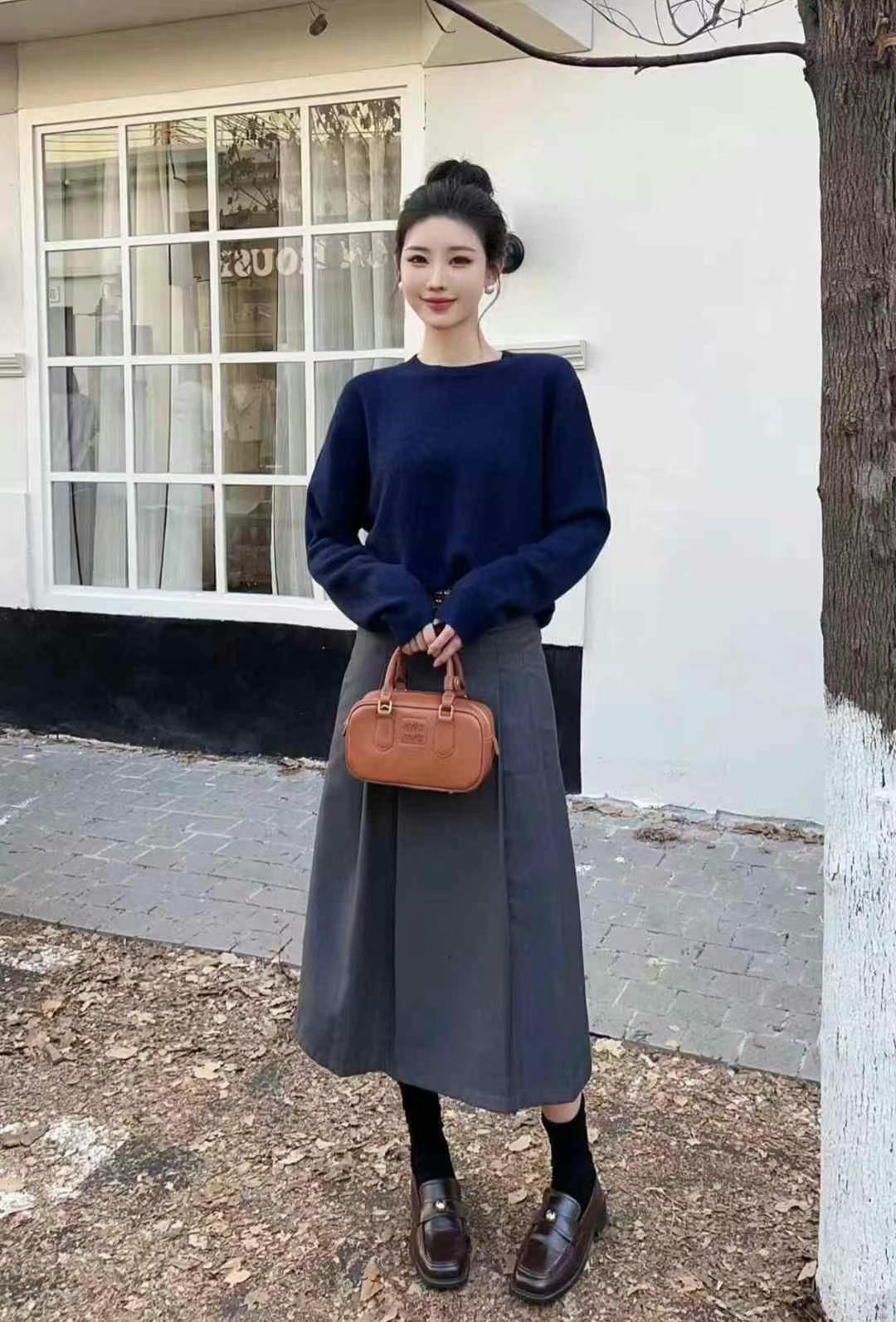MiuMiu V-neck sweater size 4263440002548866113