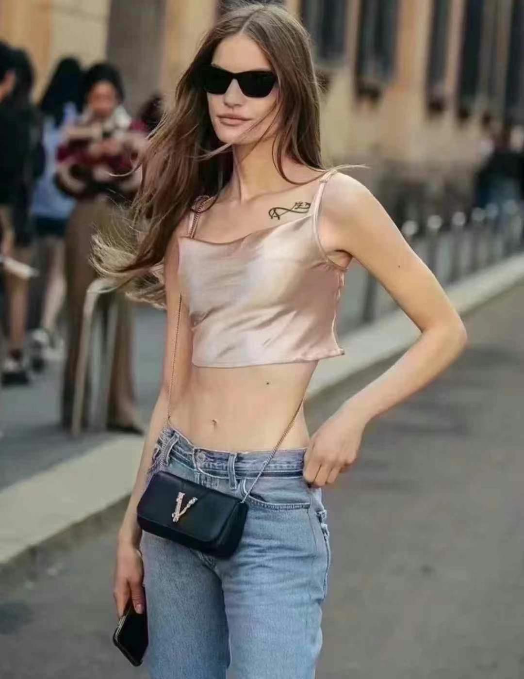 Versace Employee Benefits Package63440000617857112