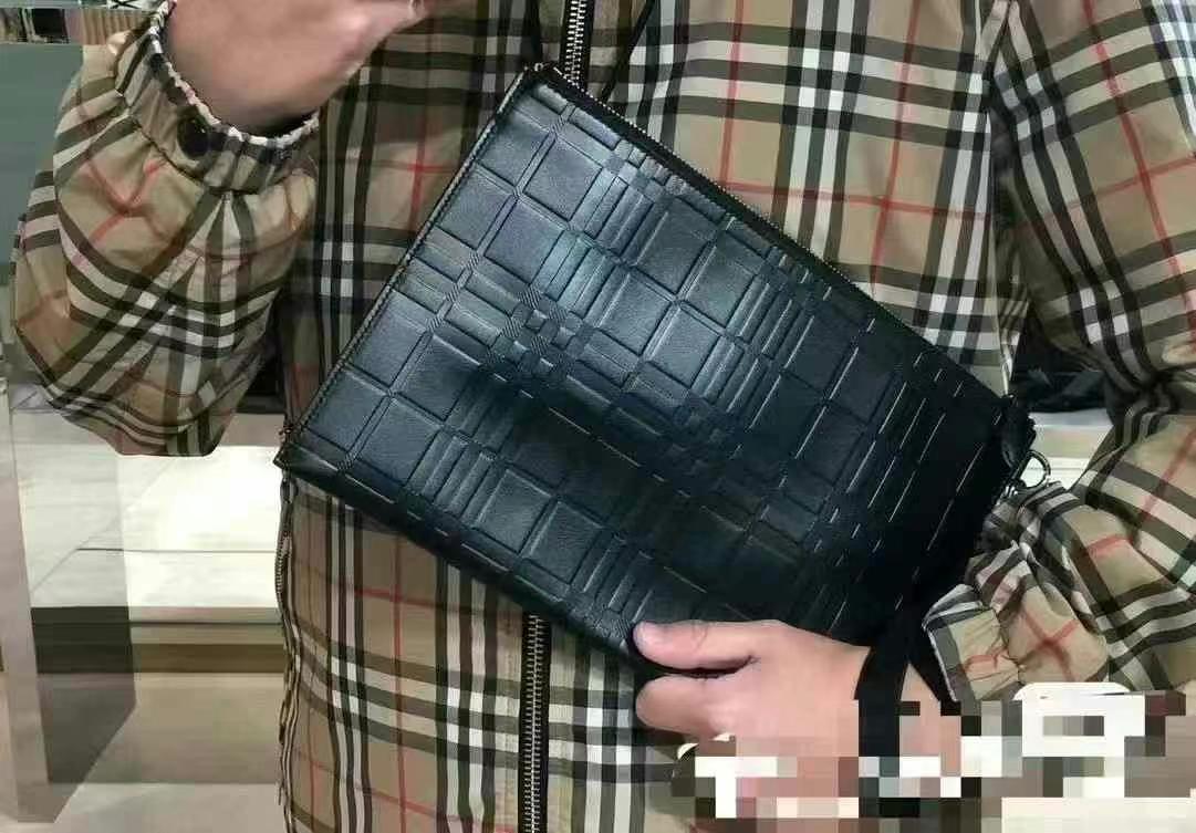 بوروبري، حقيبة يد63439995060483111