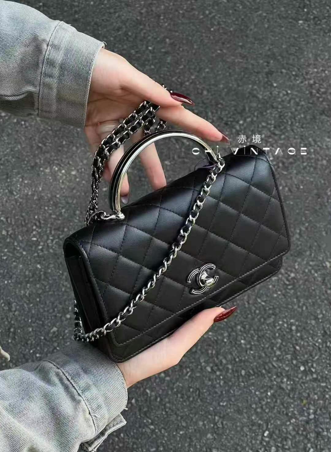 Like new, 98% condition, excellent quality63439993425282111