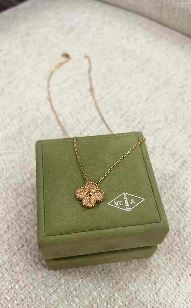 Used single chain, with verifiable code, purchased in Dubai in 202263439976308739110