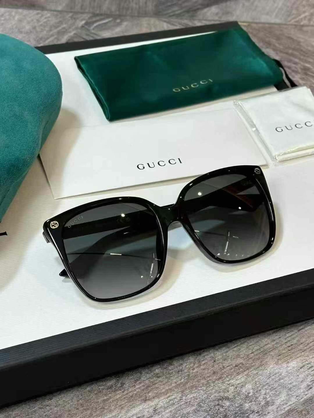 نظارات شمسية من غوتشي، للرجال والنساء63439969596291110