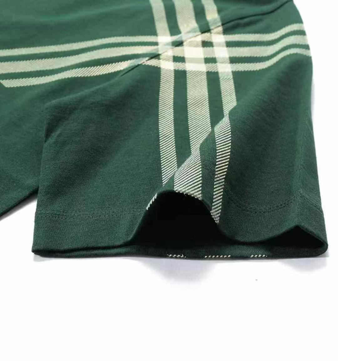 Burberry T-shirt Size M63439966850433111