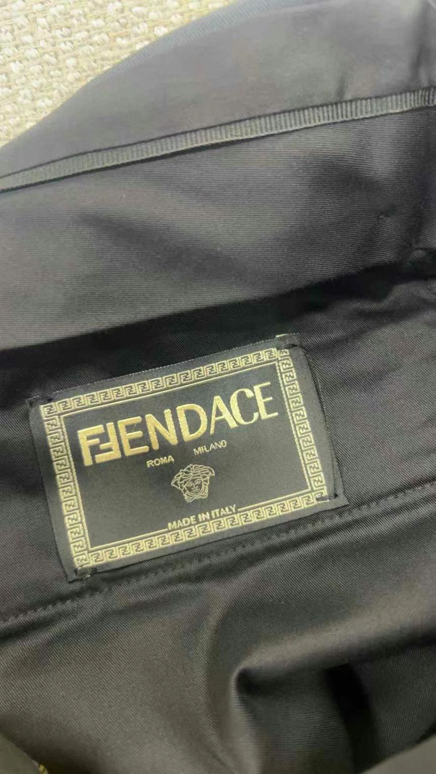 Fendi&范思哲  联名款短裤63439954242178111