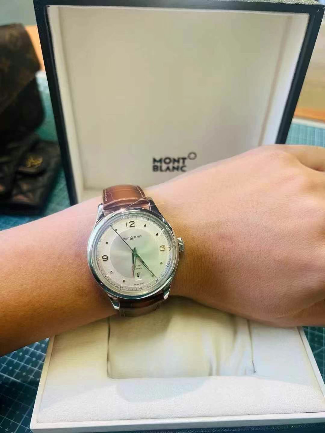 Second-hand, complete set, warranty card valid until November 202463439929631234112
