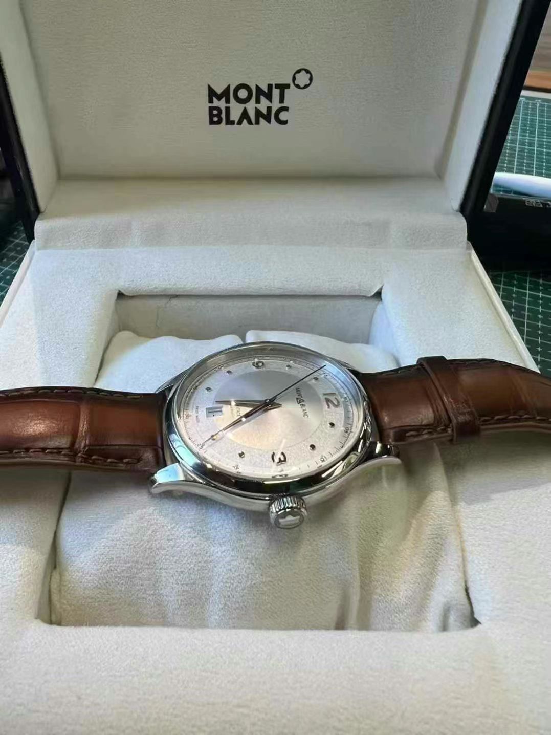 Second-hand, complete set, warranty card valid until November 202463439929631234111