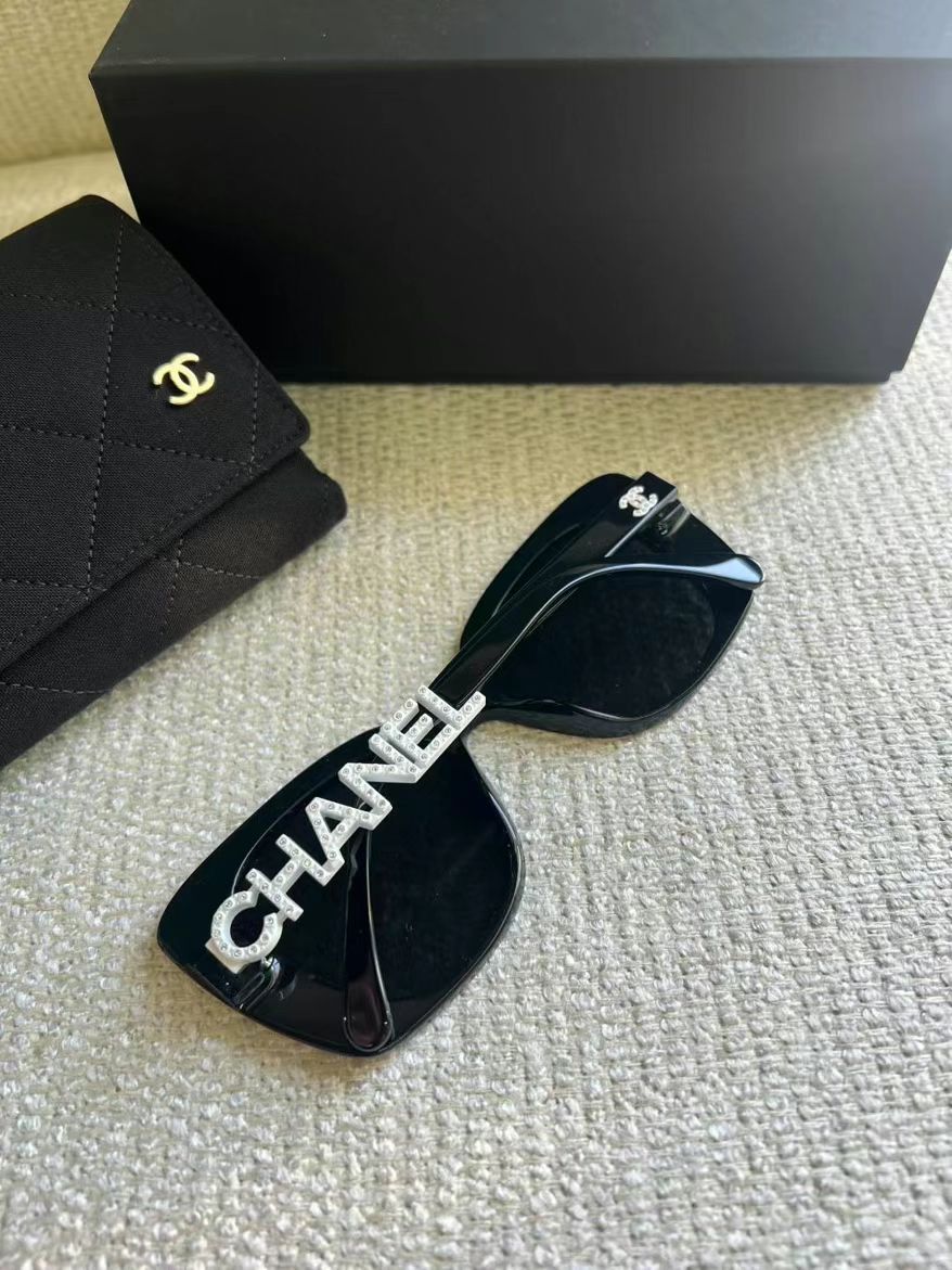 Chanel Sunglasses63439923018369111