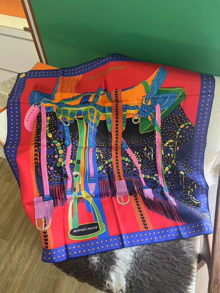Hermes 90*90cm scarf63439919499009111