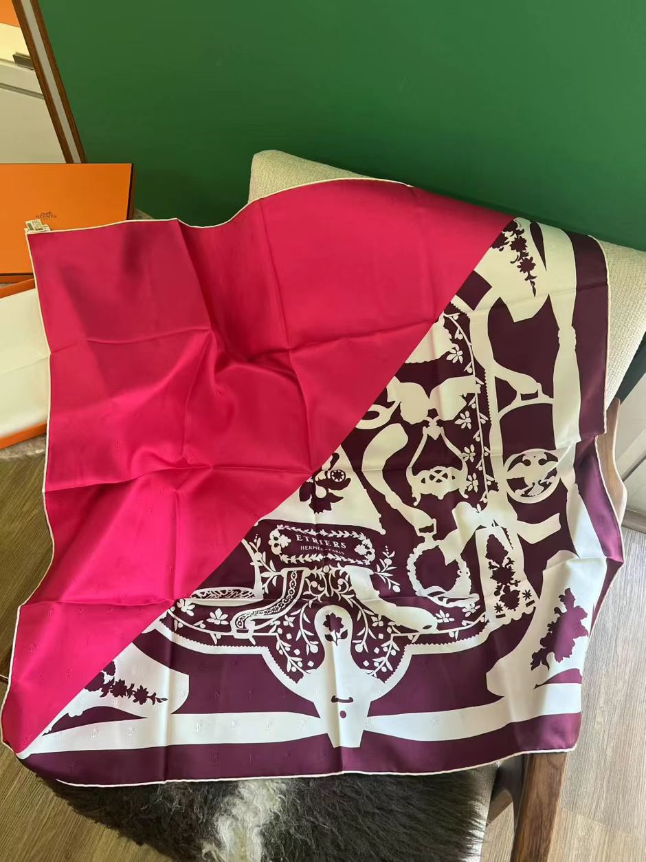 Hermès 90*90cm silk scarf63439919021954111