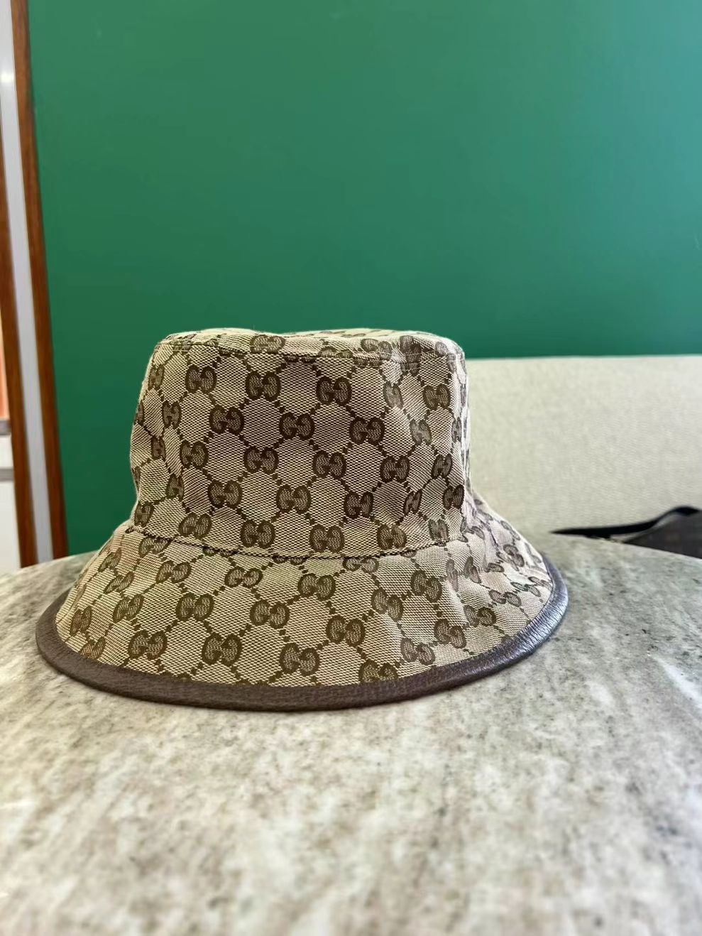 Gucci reversible bucket hat, size M63439911020161111