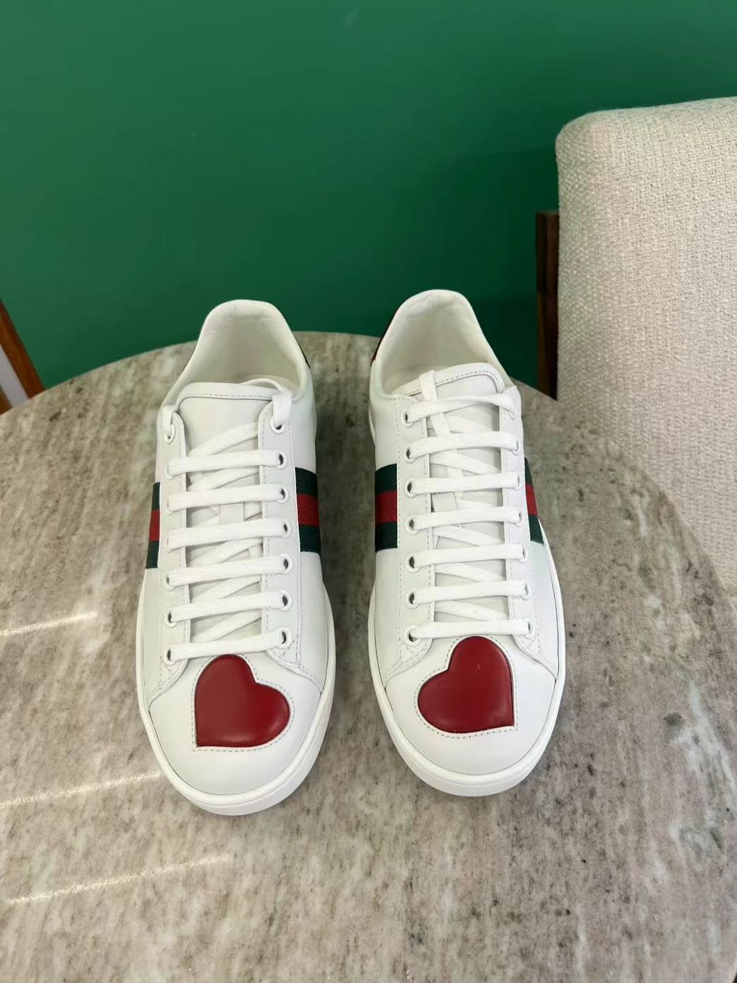 Gucci 爱心小白鞋 36.5码63439910496769111