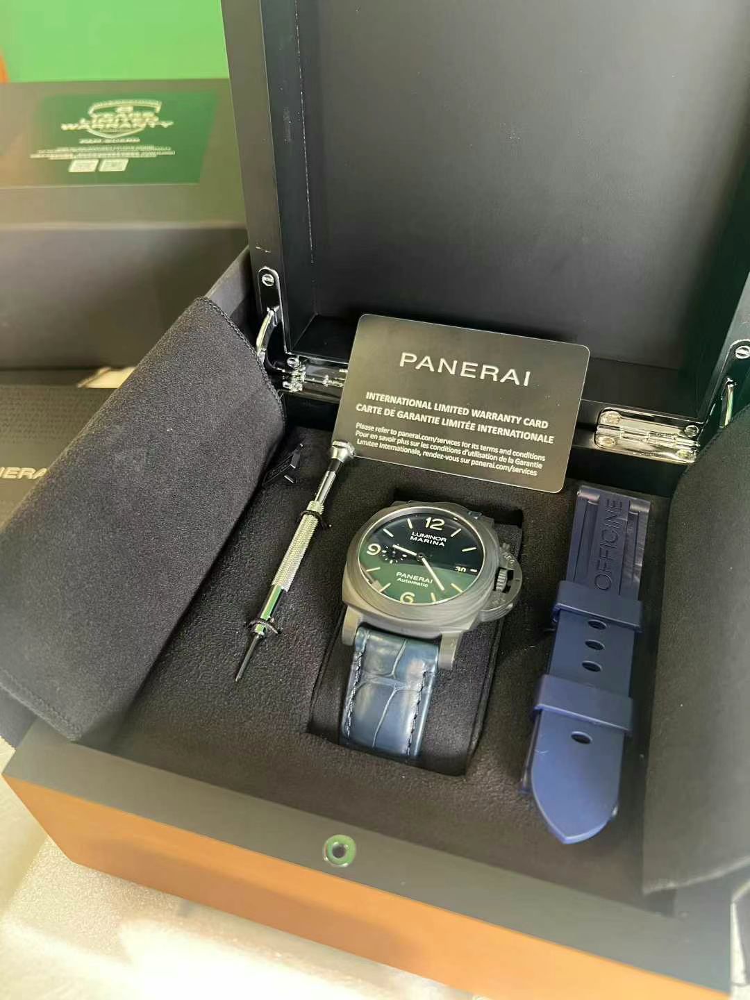 Brand new, unused item with warranty card and box63439907868417110