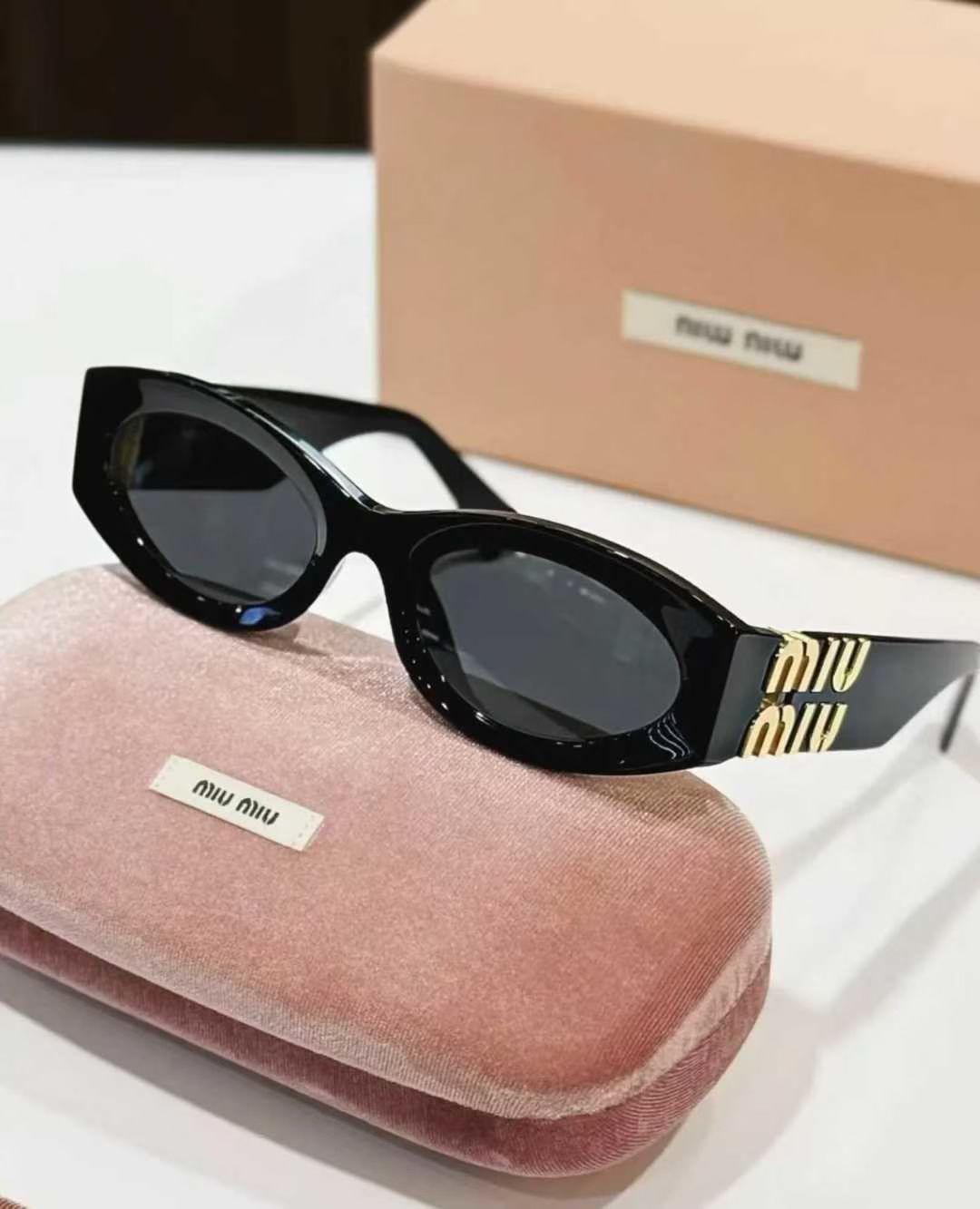 MiuMiu 太阳镜63439904962691111