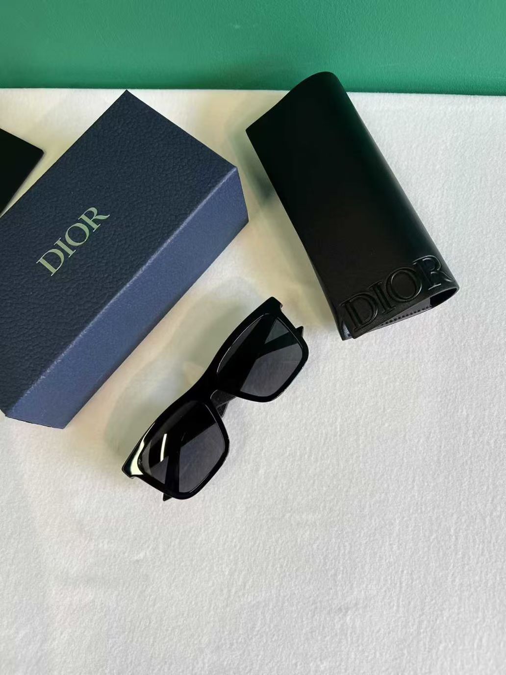 Dior 太阳镜63439903021185110