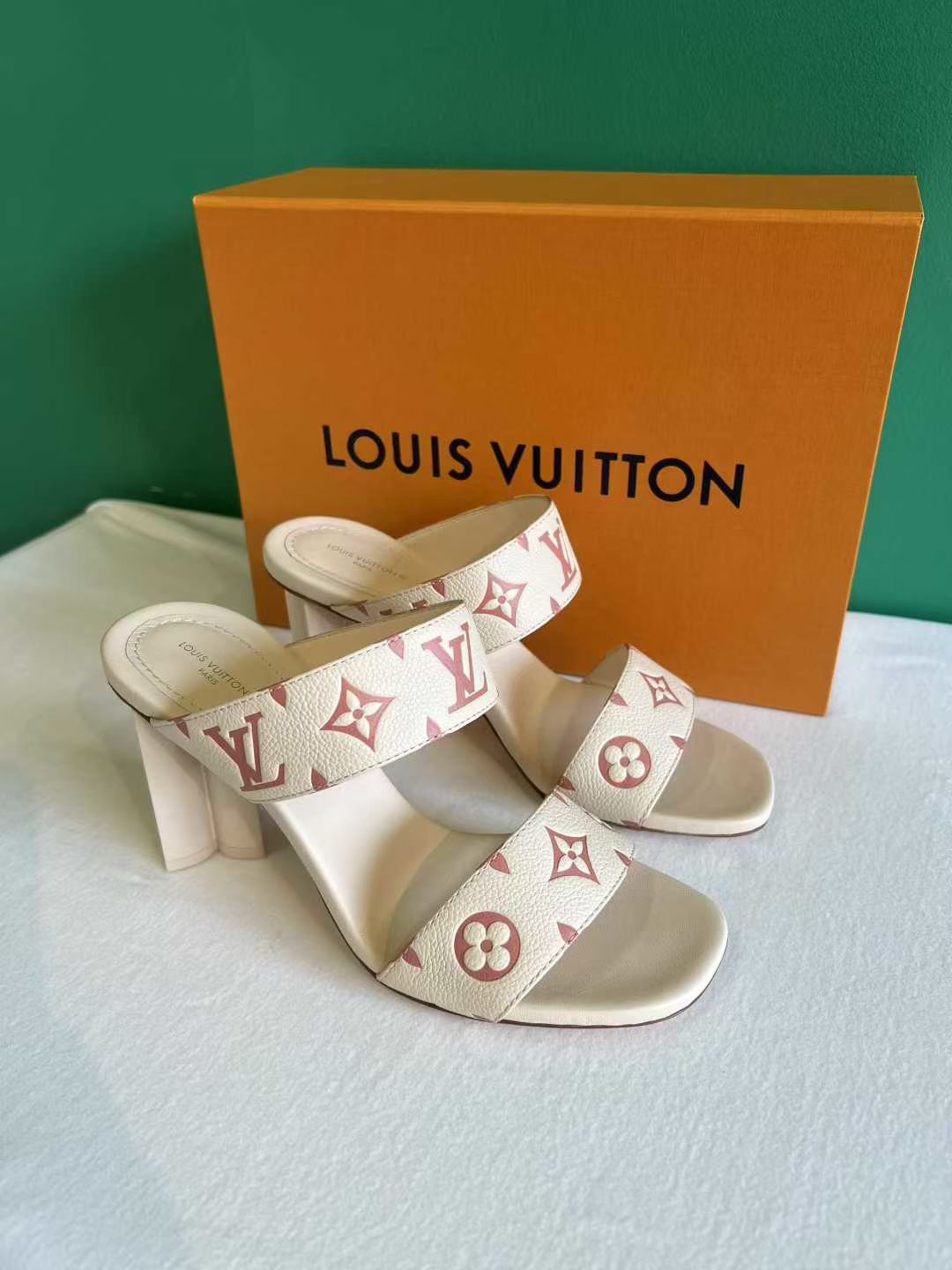 LV size 3963439900161665110