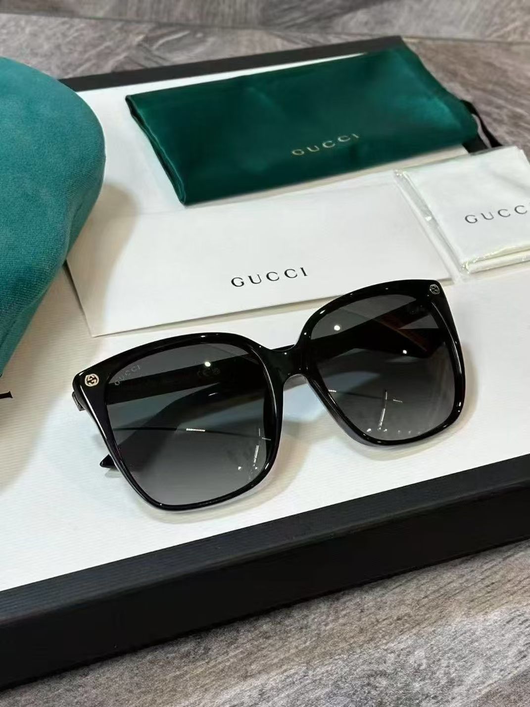 Gucci sunglasses unisex63439899445634110
