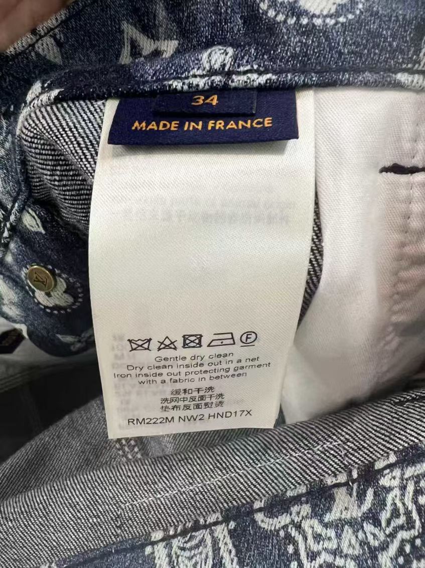 LV denim shorts size 3463439898141569113