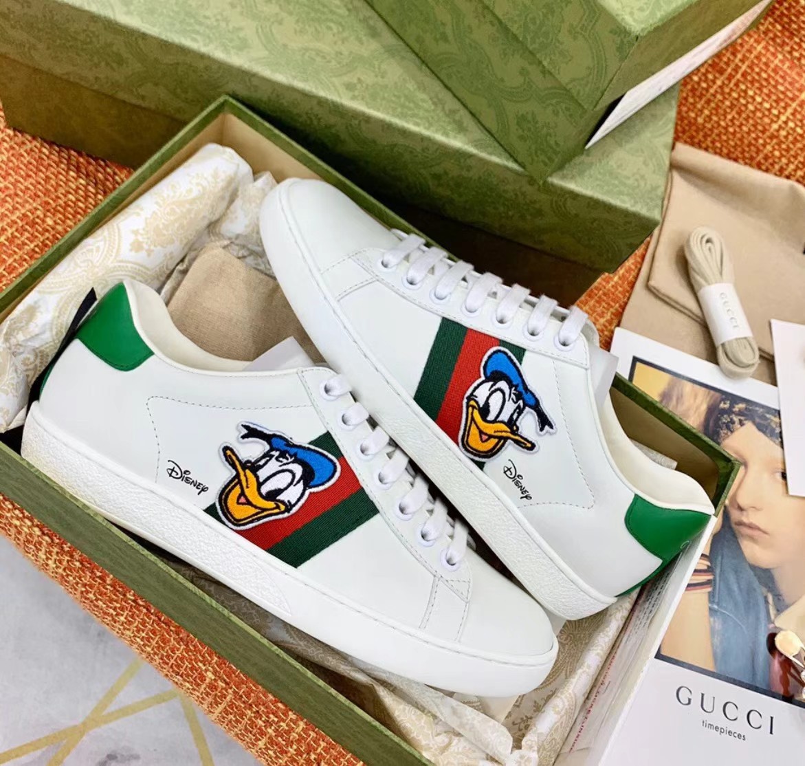 Gucci white shoes size 36.526 Gucci white shoes size 36.5634402264834591126