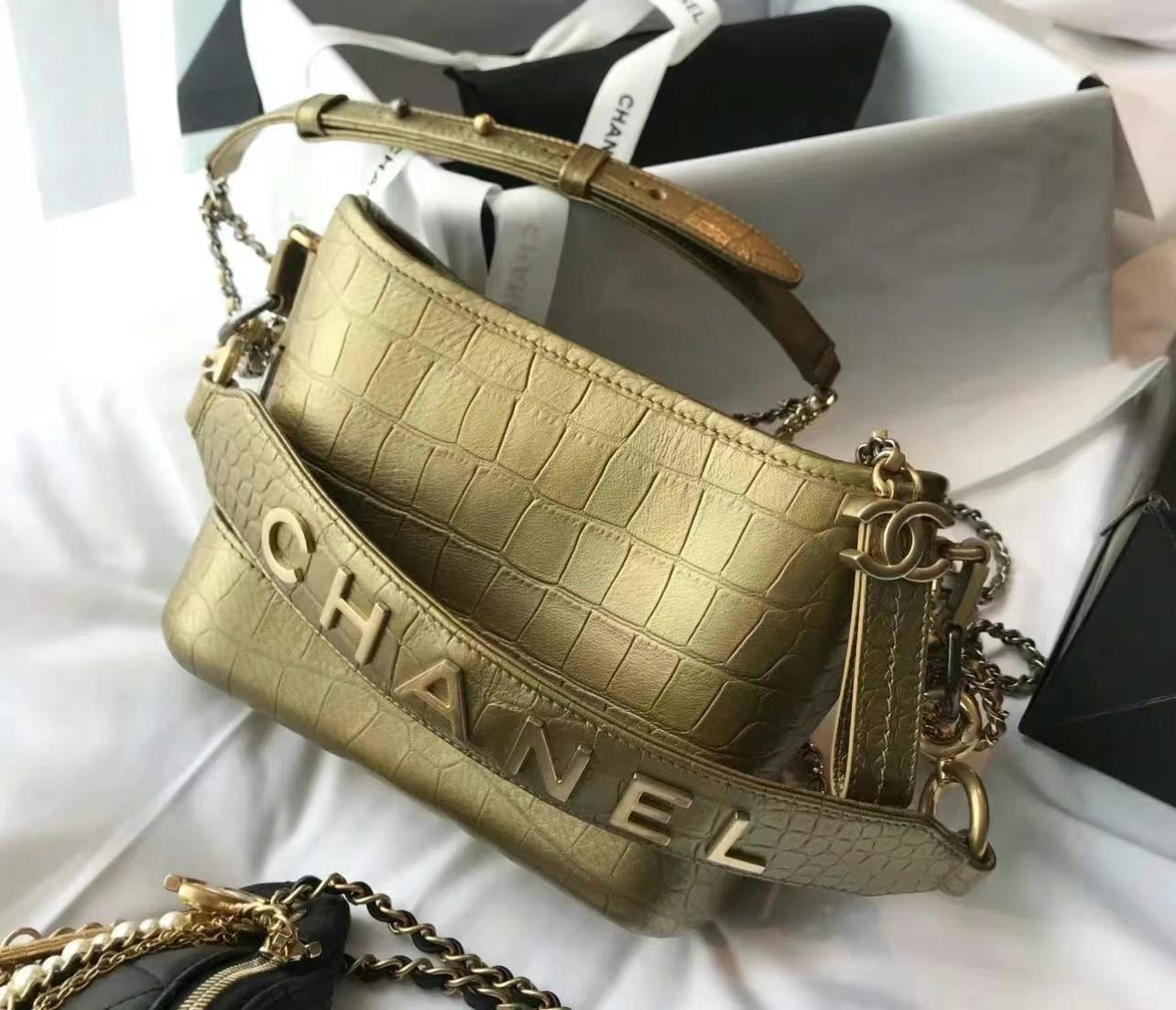Used, 95% new, excellent condition, Chanel 28 medium flap bag634401973780511113