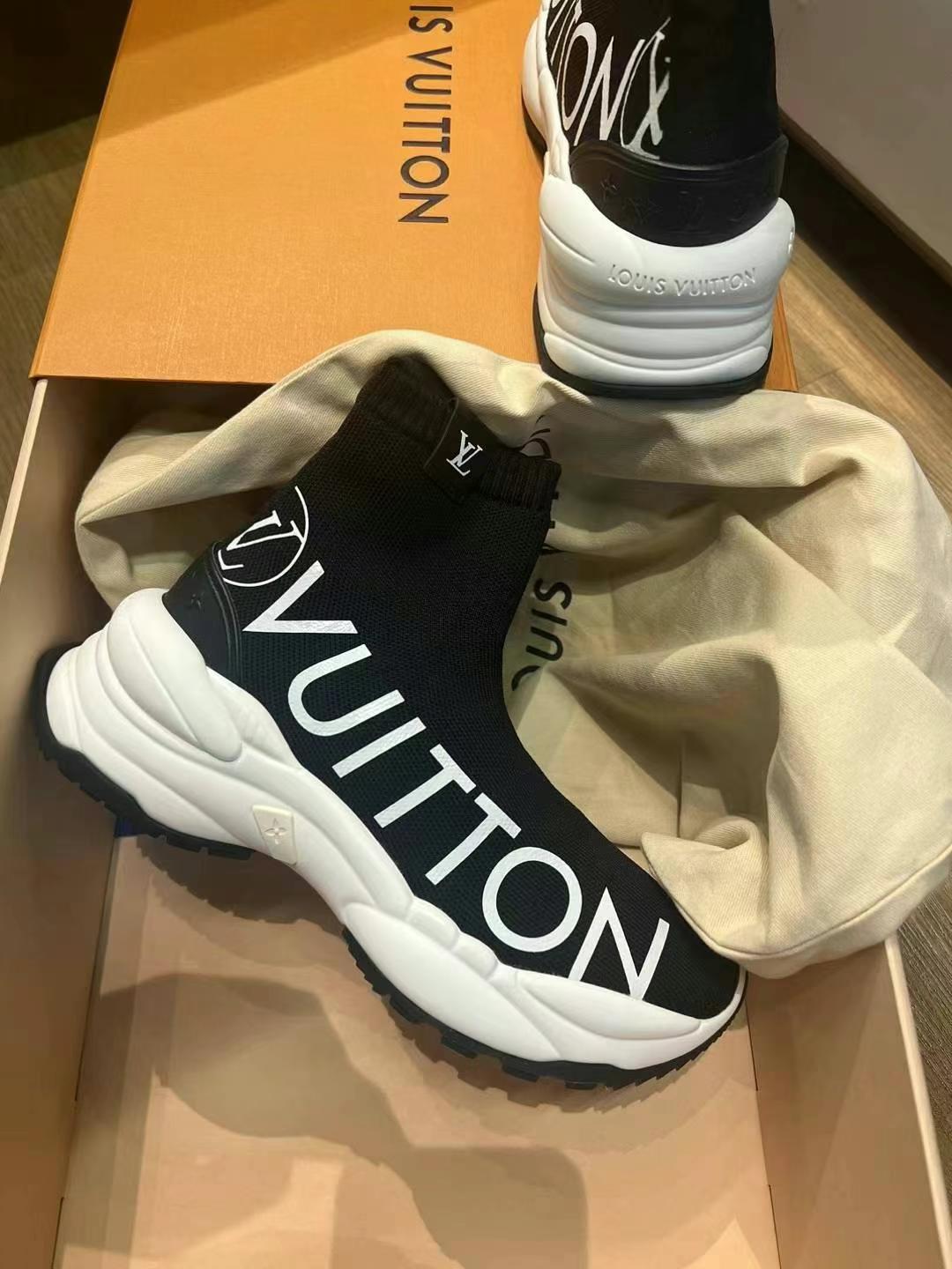 LV socks shoes size 3723 LV socks shoes size 37634401645550091123