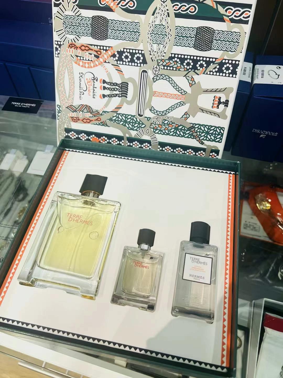 Hermes Men's Terre d'Hermes Gift Set634401467025951117