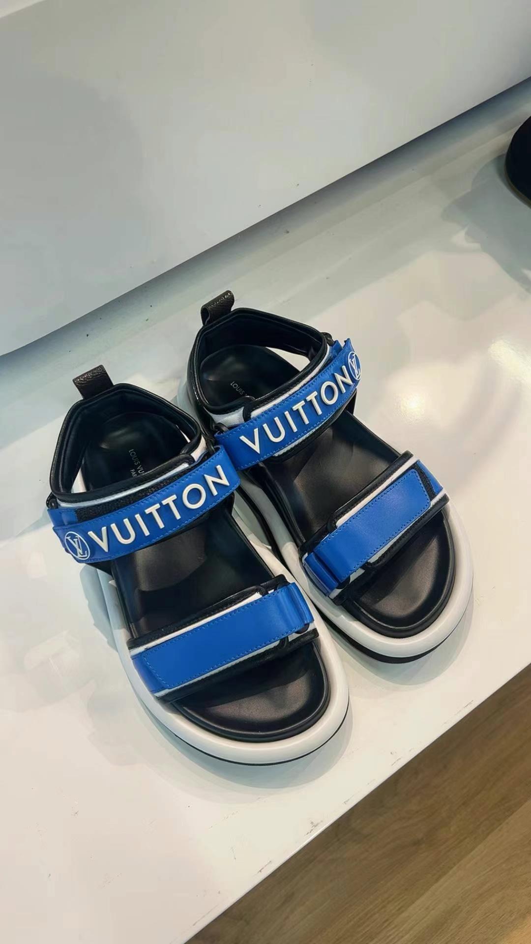 LV 366 LV 3663440097915393116
