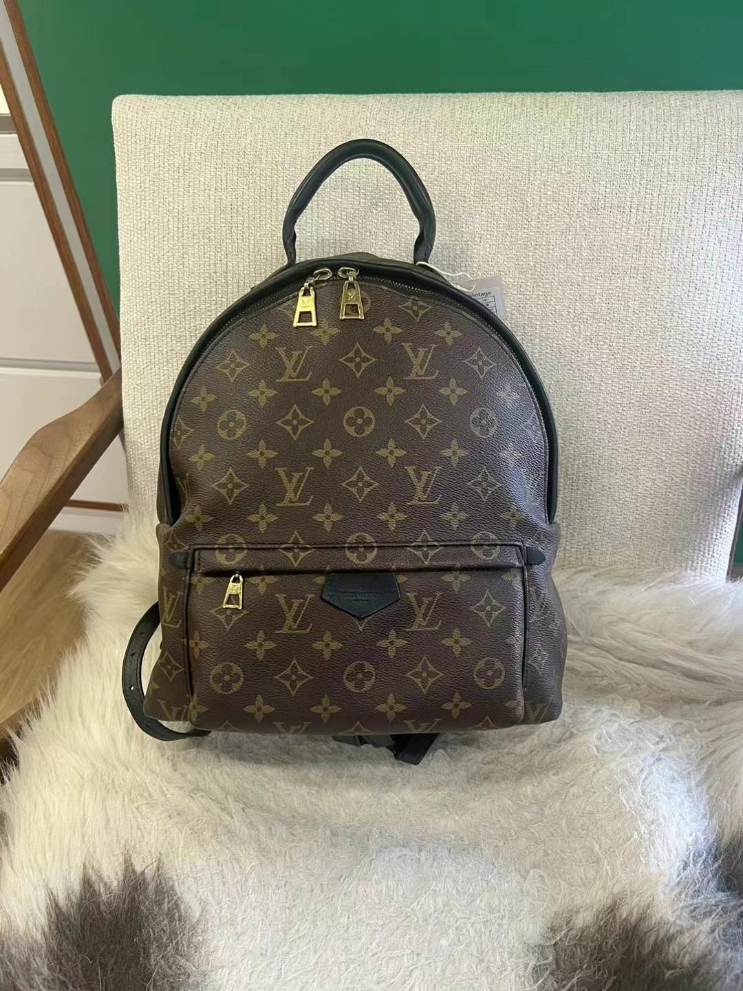 Second-hand LV backpack22 Second-hand LV backpack634400774414101122