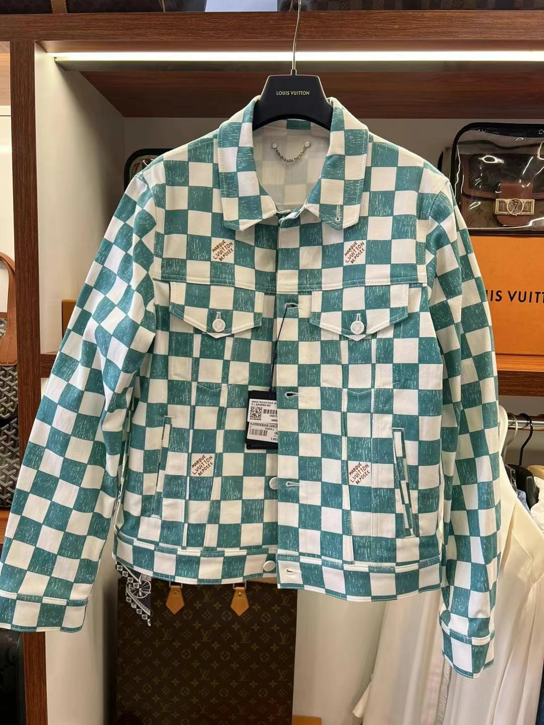 LV Checkerboard Denim Jacket Coat Size 4612 LV Checkerboard Denim Jacket Coat Size 46634400544340501112