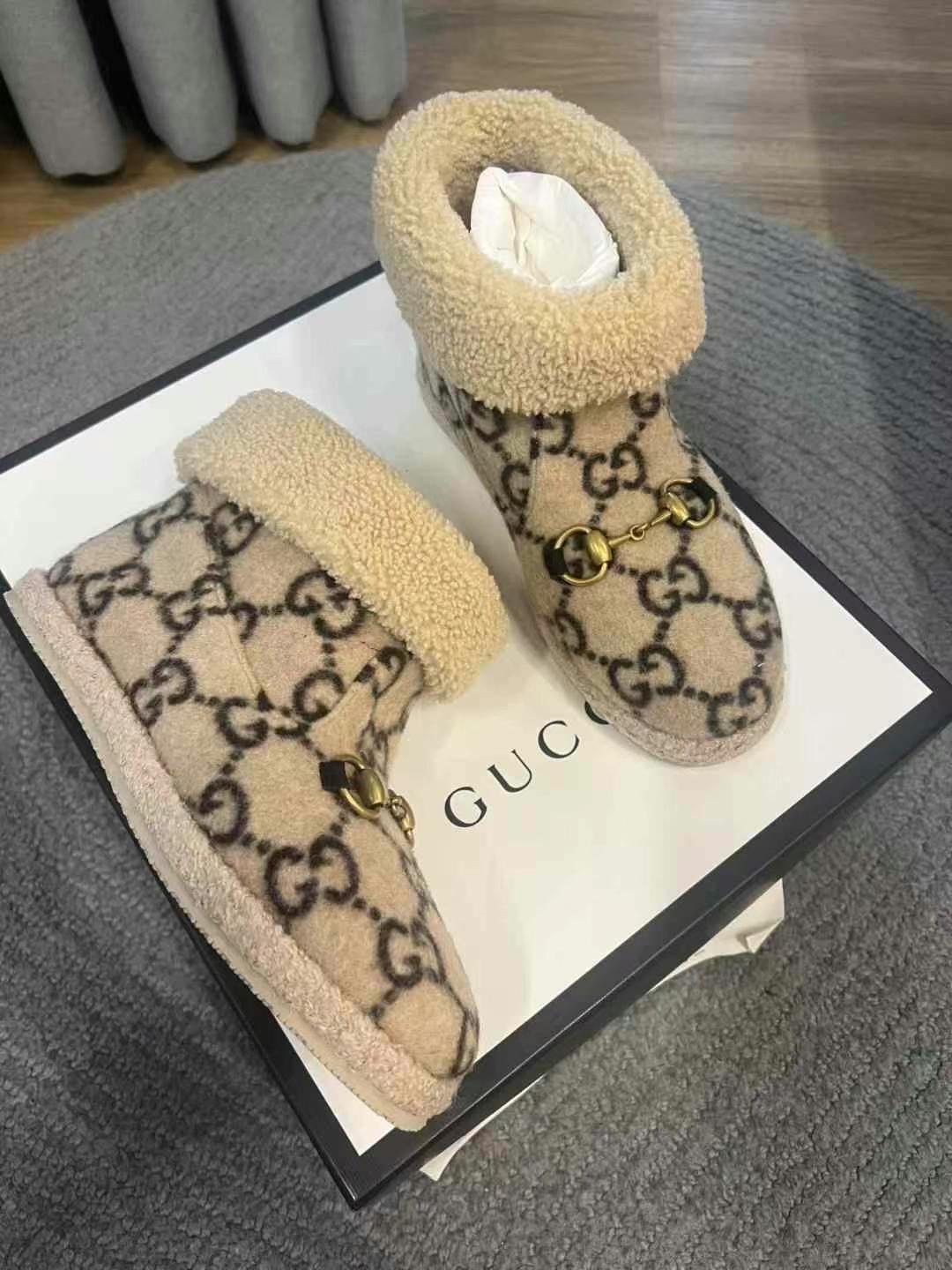 Gucci snow boots size 35.519 Gucci snow boots size 35.5634400090027551119