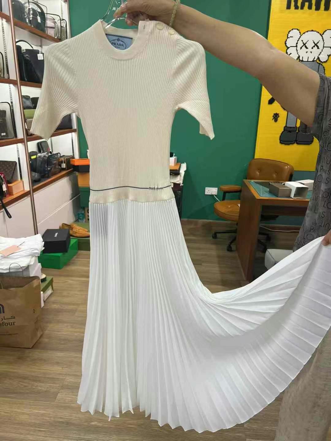 Prada fairy dress634399686392351111