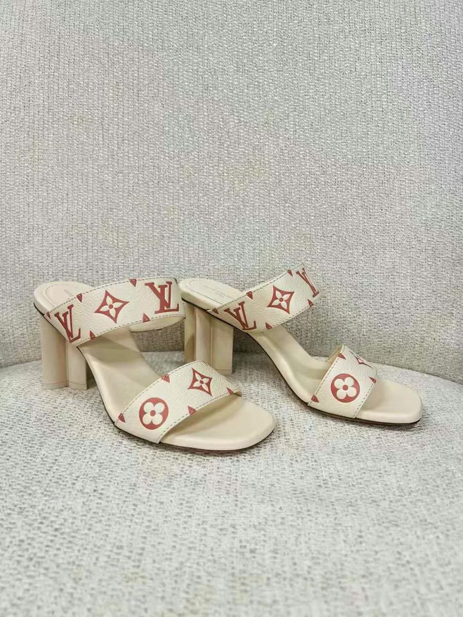 LV High heels 36 3720 LV High heels 36 37634399489117471120