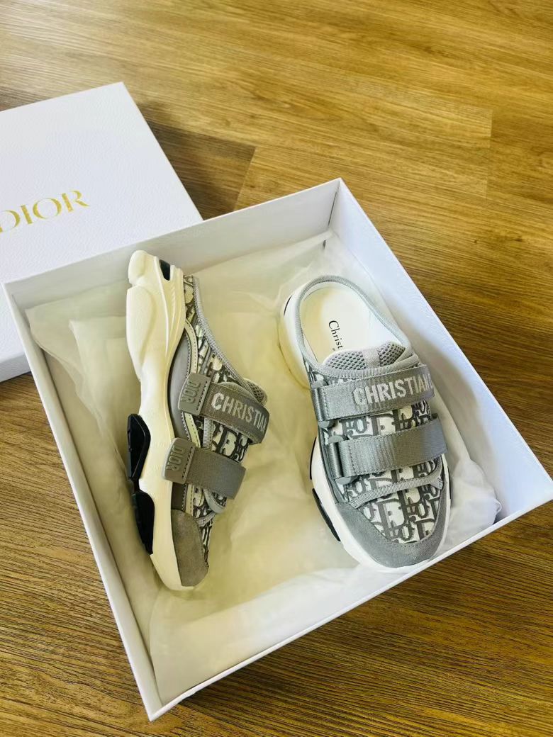 Dior slide sneakers size 36.523 Dior slide sneakers size 36.5634399241451551123