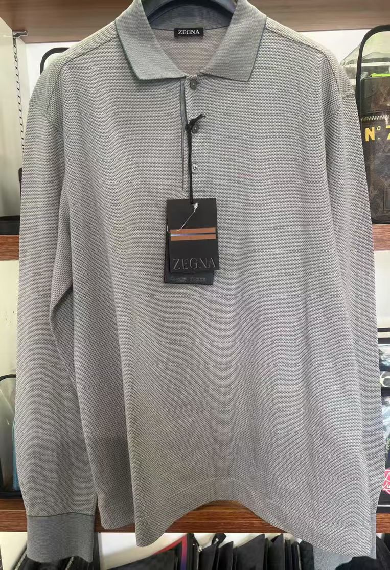 Zegna Long-sleeve polo shirt 89% cotton + 11% silk Size 5025 Zegna Long-sleeve polo shirt 89% cotton + 11% silk Size 50634399020225311125